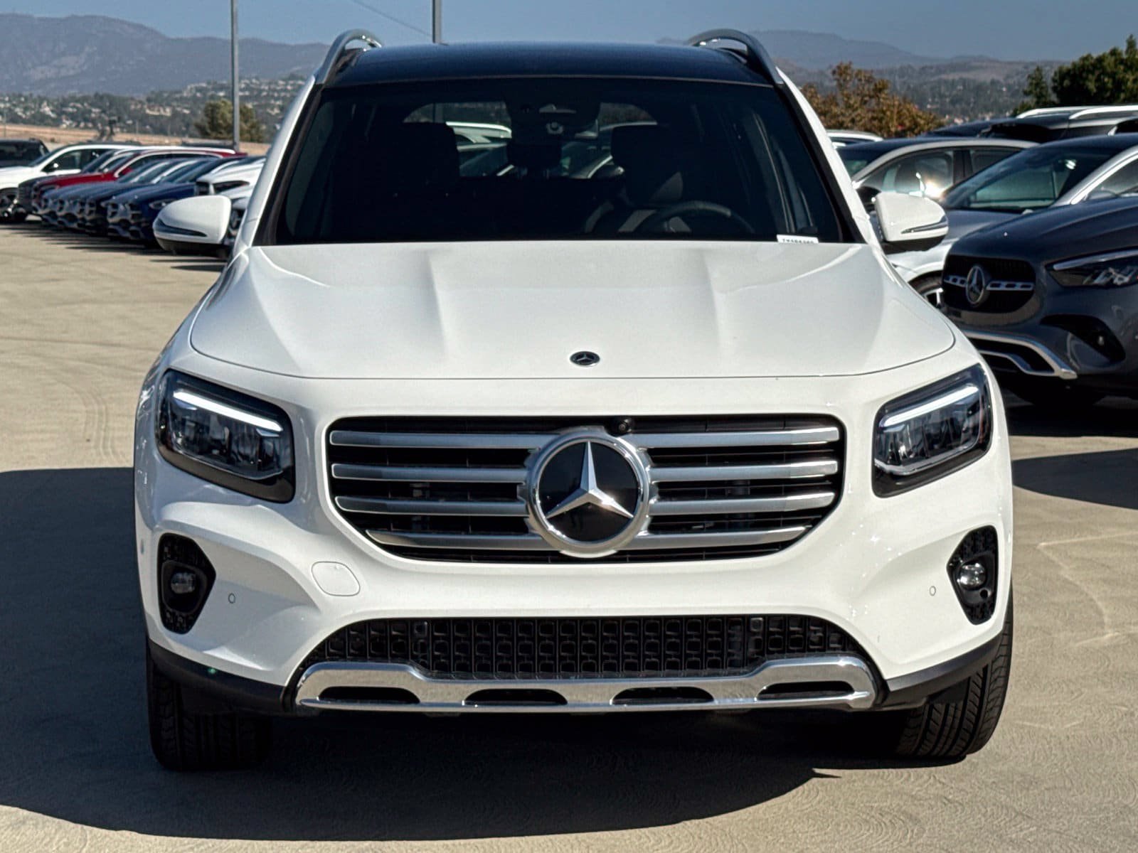 New 2026 Mercedes-Benz GLB 250 4MATIC image 4