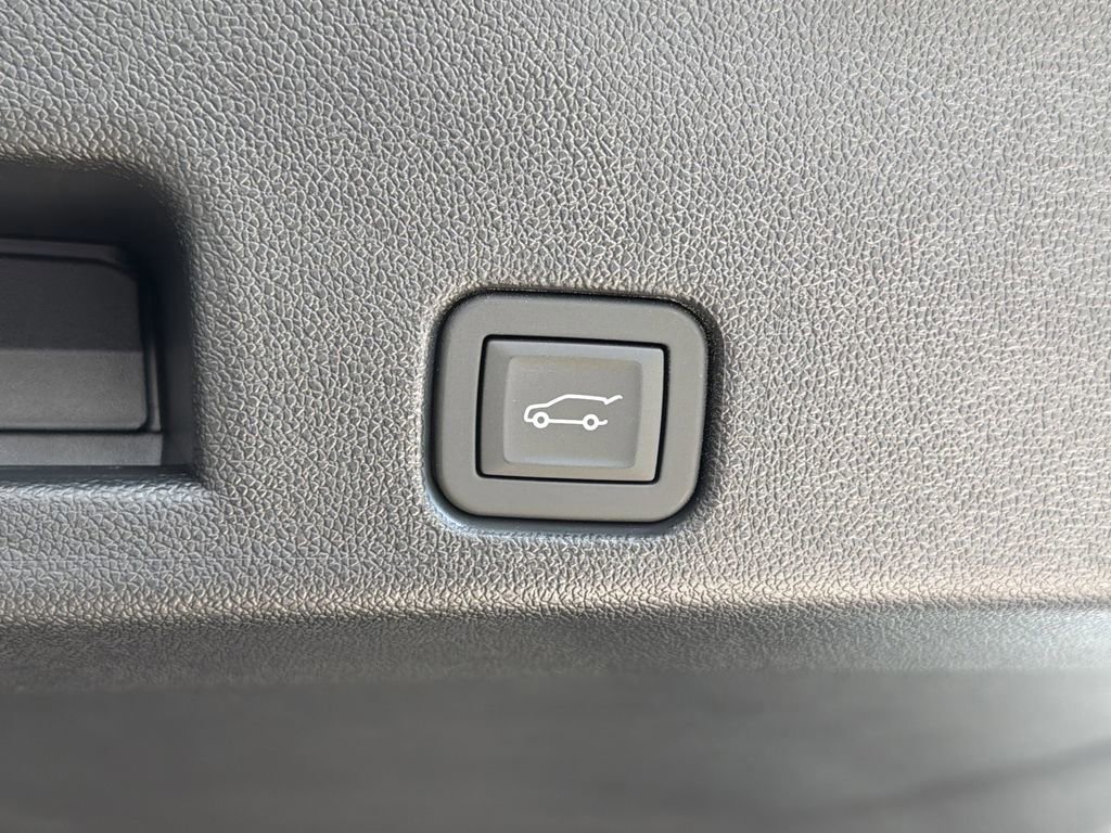 New 2026 Buick Enclave Sport Touring w/ Power Package image 18