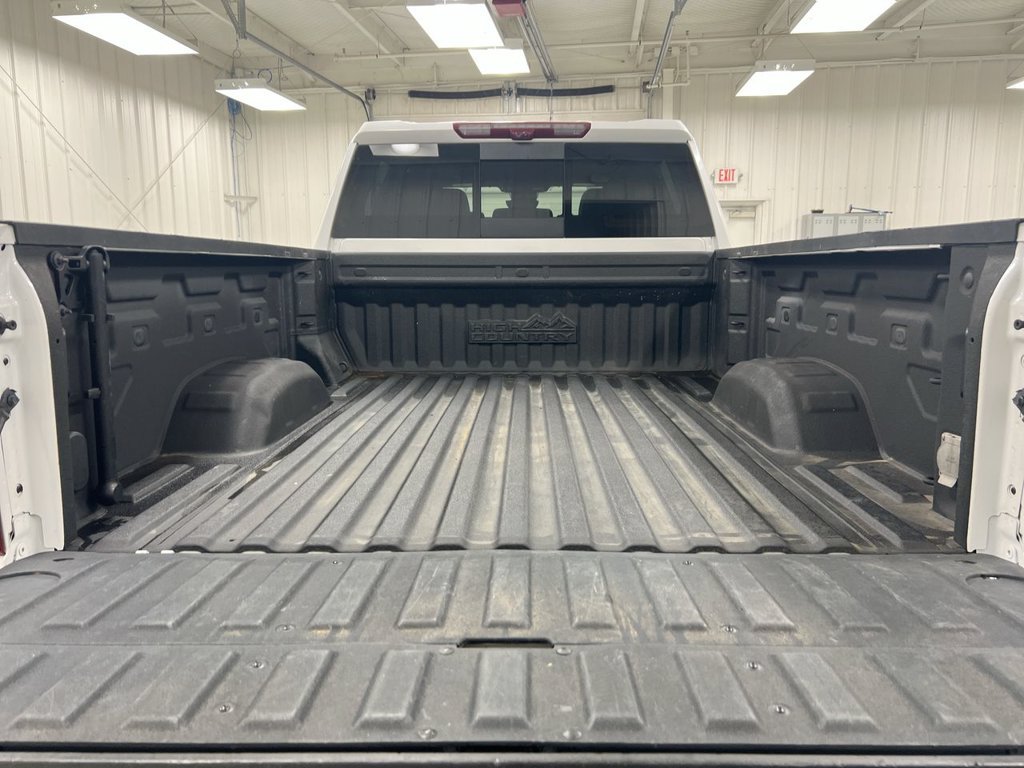 Used 2024 Chevrolet Silverado 2500 High Country w/ Technology Package AWD/4WD image 25