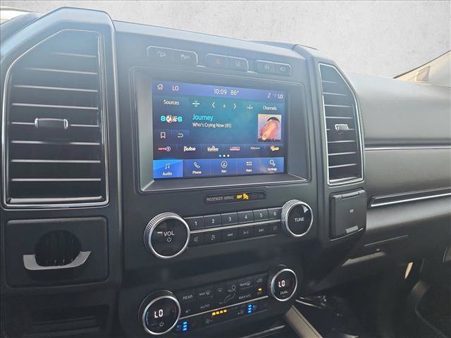 Used 2020 Ford Expedition Limited w/ Equipment Group 302A AWD/4WD image 15