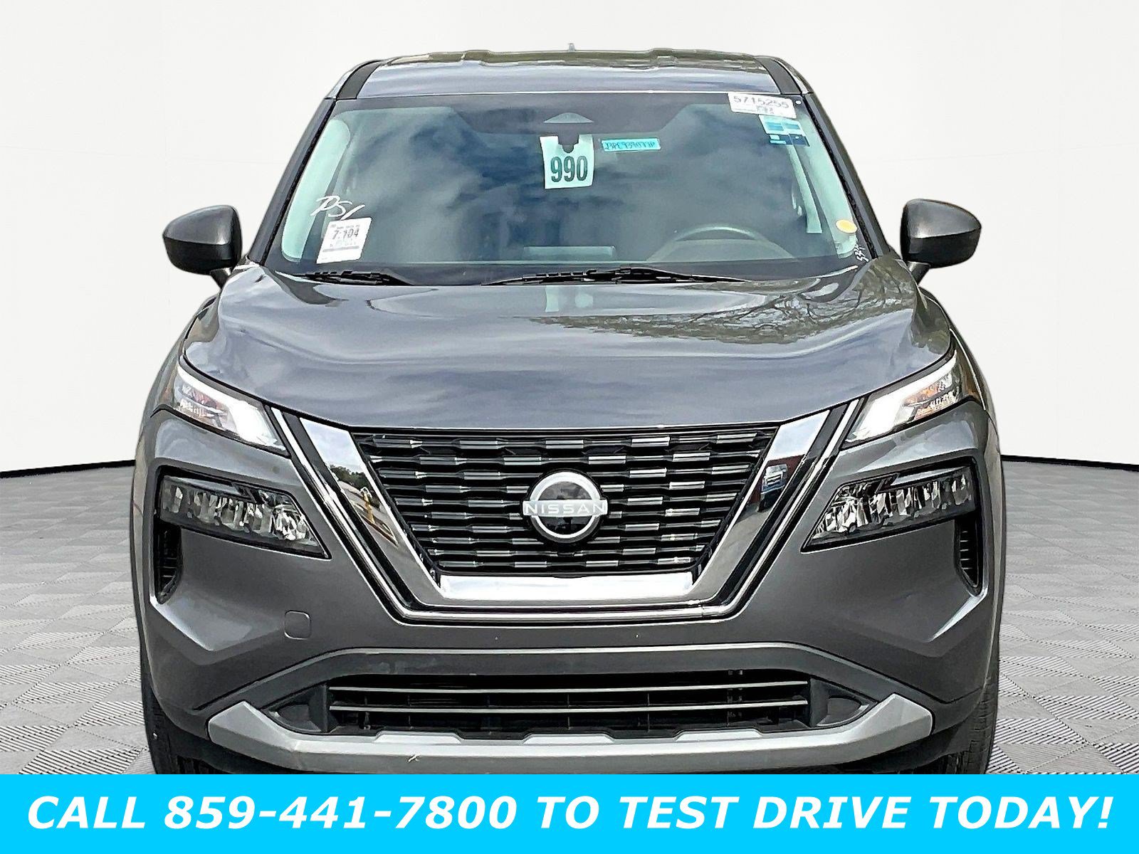 Used 2023 Nissan Rogue S FWD image 2