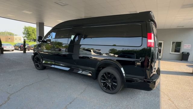 Used 2020 GMC Savana 2500 Extended w/ Enhanced Convenience Package RWD image 6