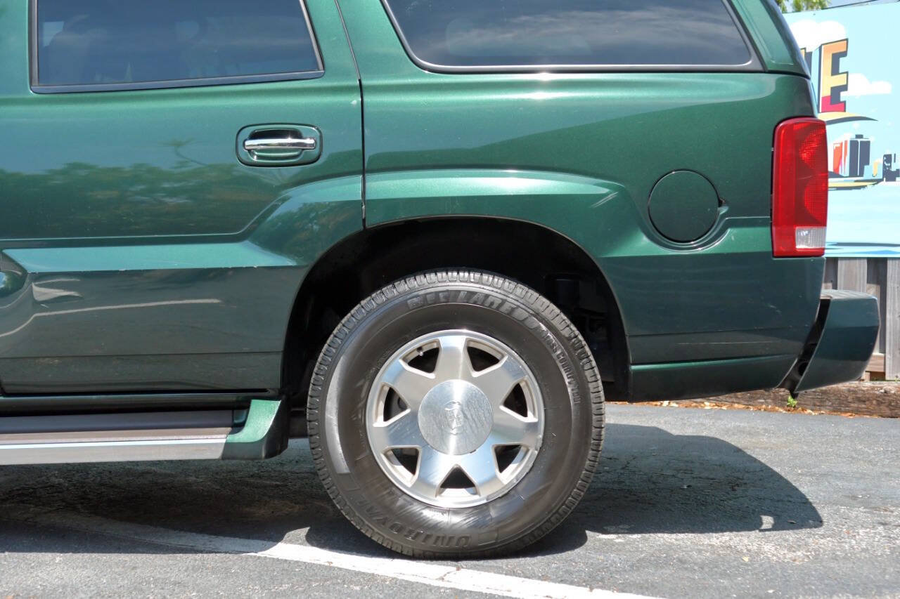 Used 2002 Cadillac Escalade AWD image 9