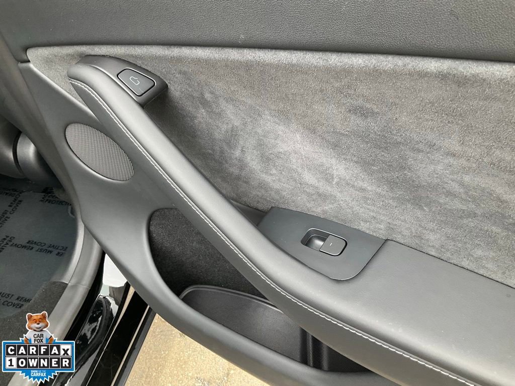 Used 2024 Tesla Model Y Long Range image 63