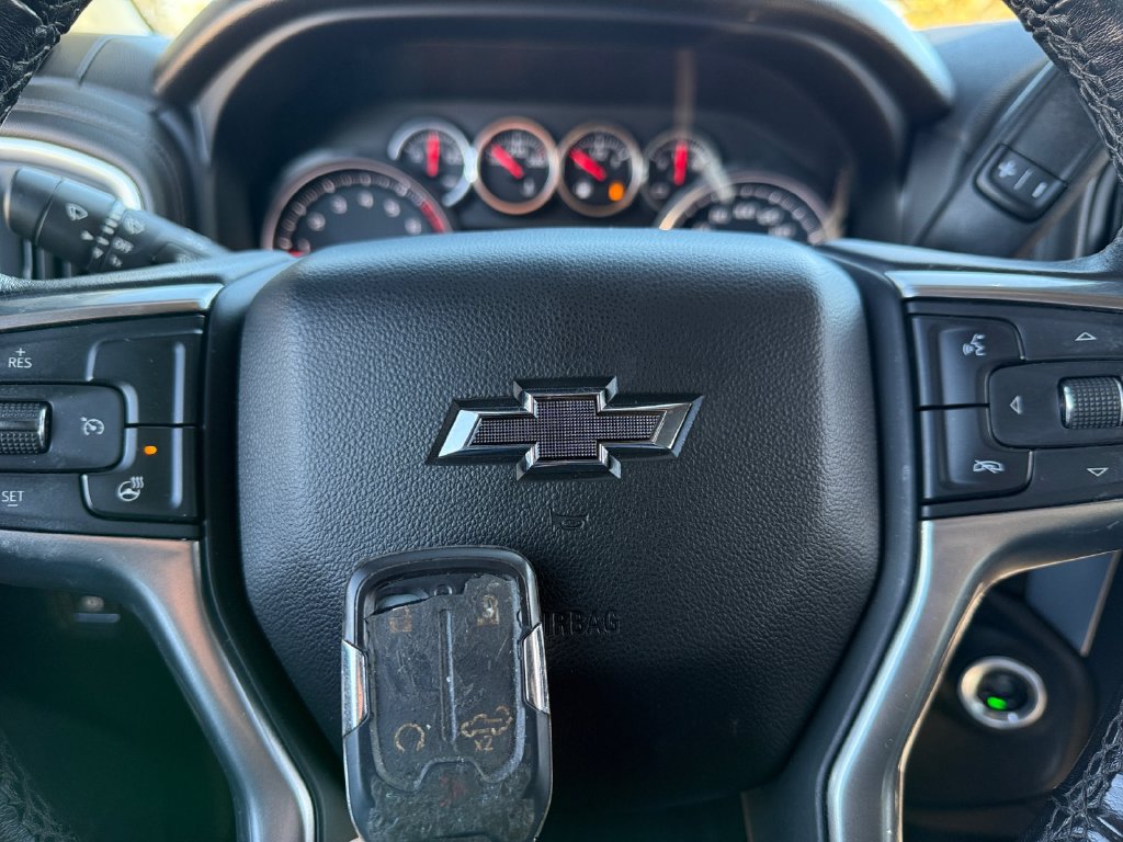 Used 2022 Chevrolet Silverado 1500 LT Trail Boss w/ Bed Protection Package AWD/4WD image 44