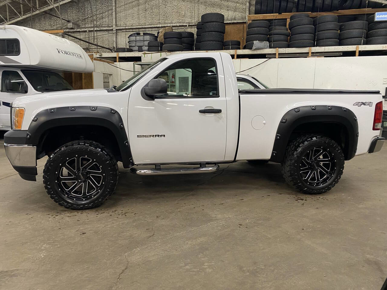 Used 2013 GMC Sierra 1500 W/T AWD/4WD image 2