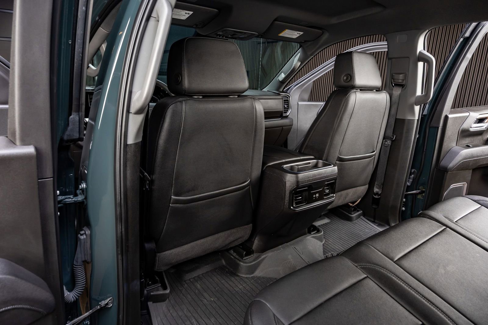 Used 2025 Chevrolet Silverado 1500 LT Trail Boss w/ Convenience Package II image 35