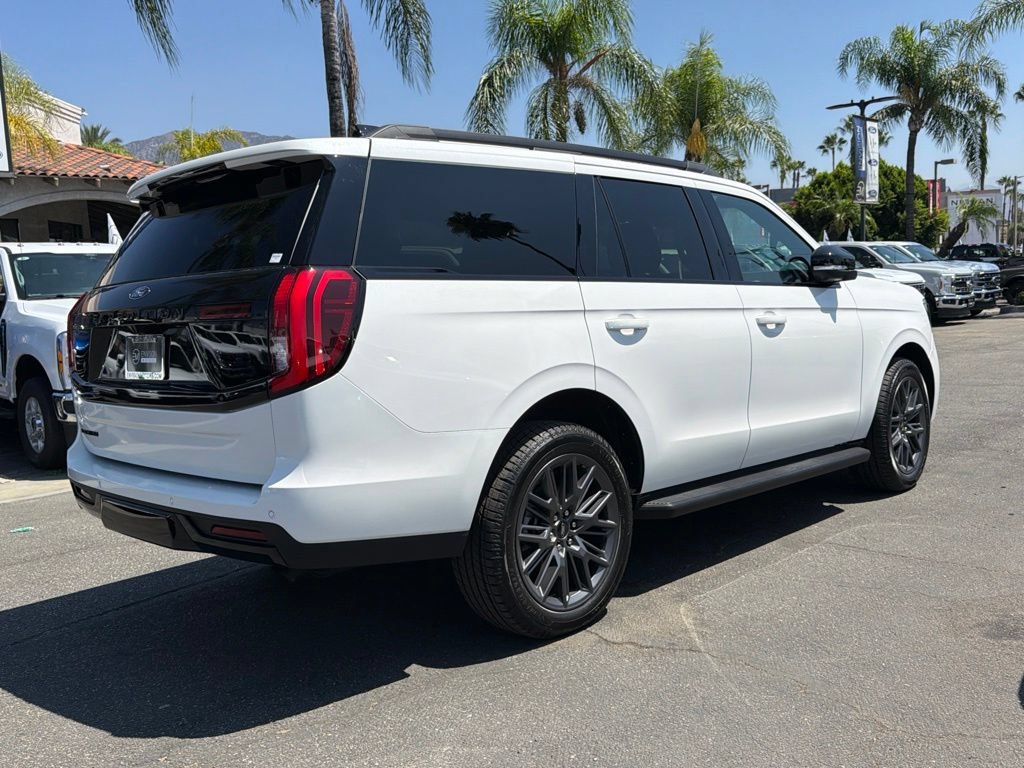 New 2026 Ford Expedition Platinum w/ Stealth Appearance Package AWD/4WD image 13