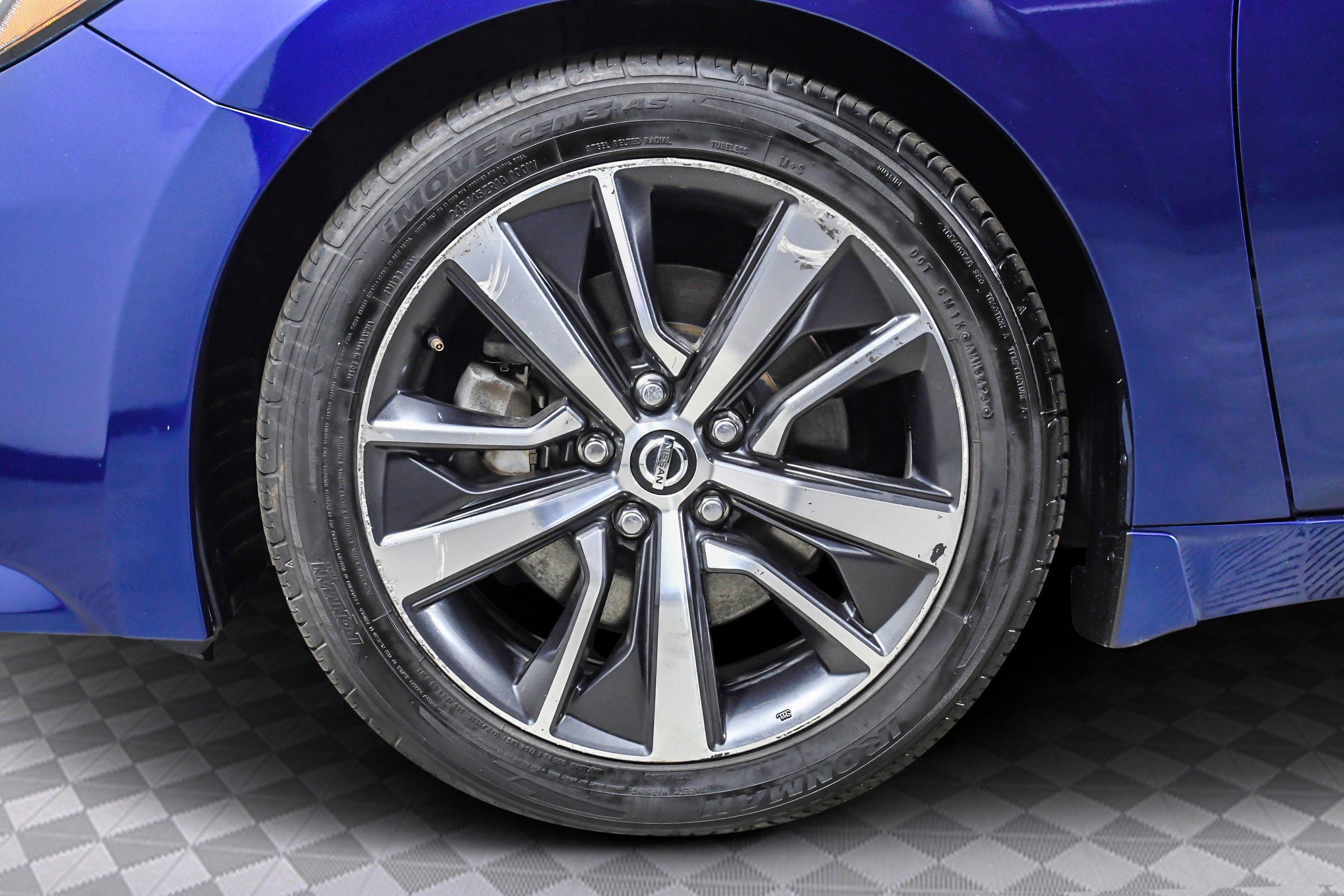 Used 2019 Nissan Maxima 3.5 SL w/ Floor Mat Group image 34