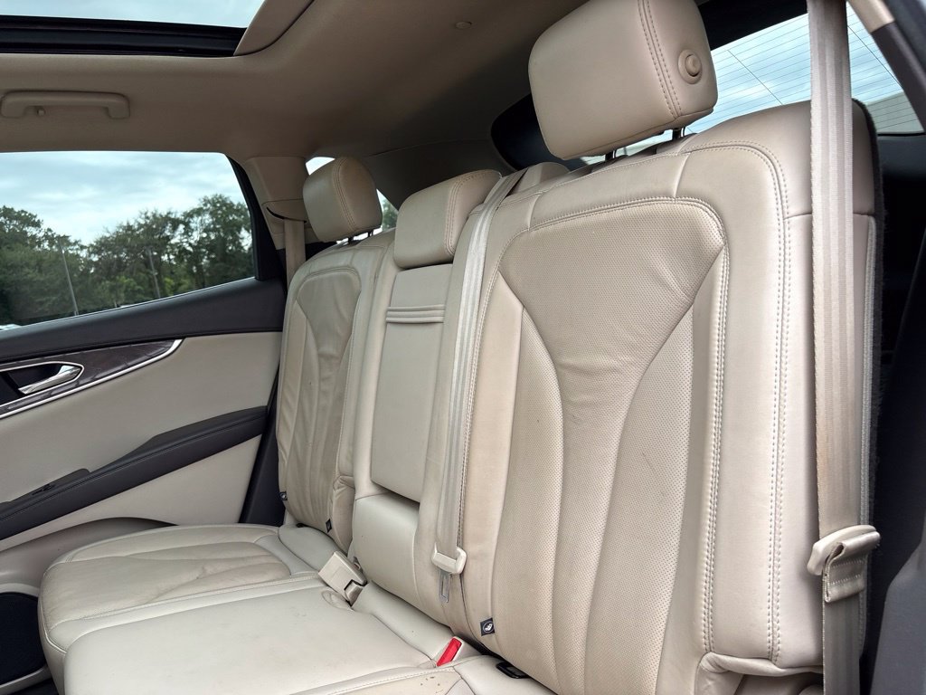 Used 2018 Lincoln MKX Reserve w/ Driver Assistance Package AWD/4WD image 20