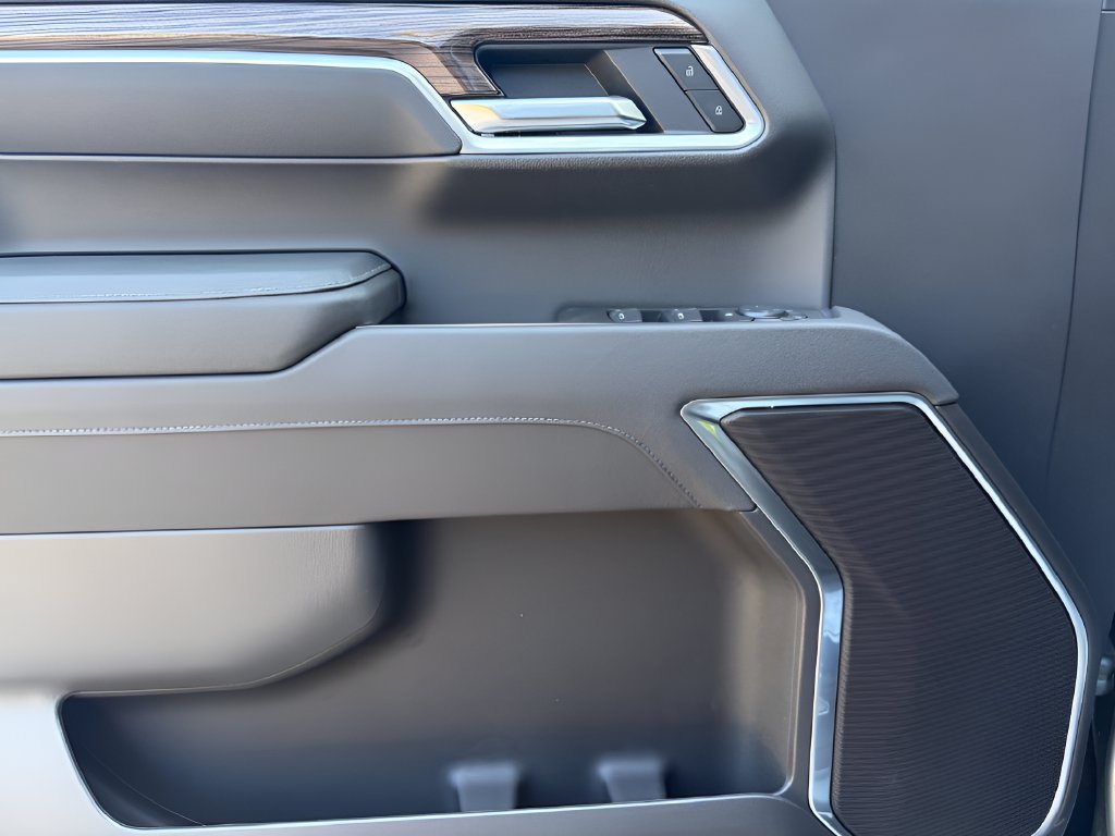 New 2026 Chevrolet Silverado 1500 LT AWD/4WD image 13