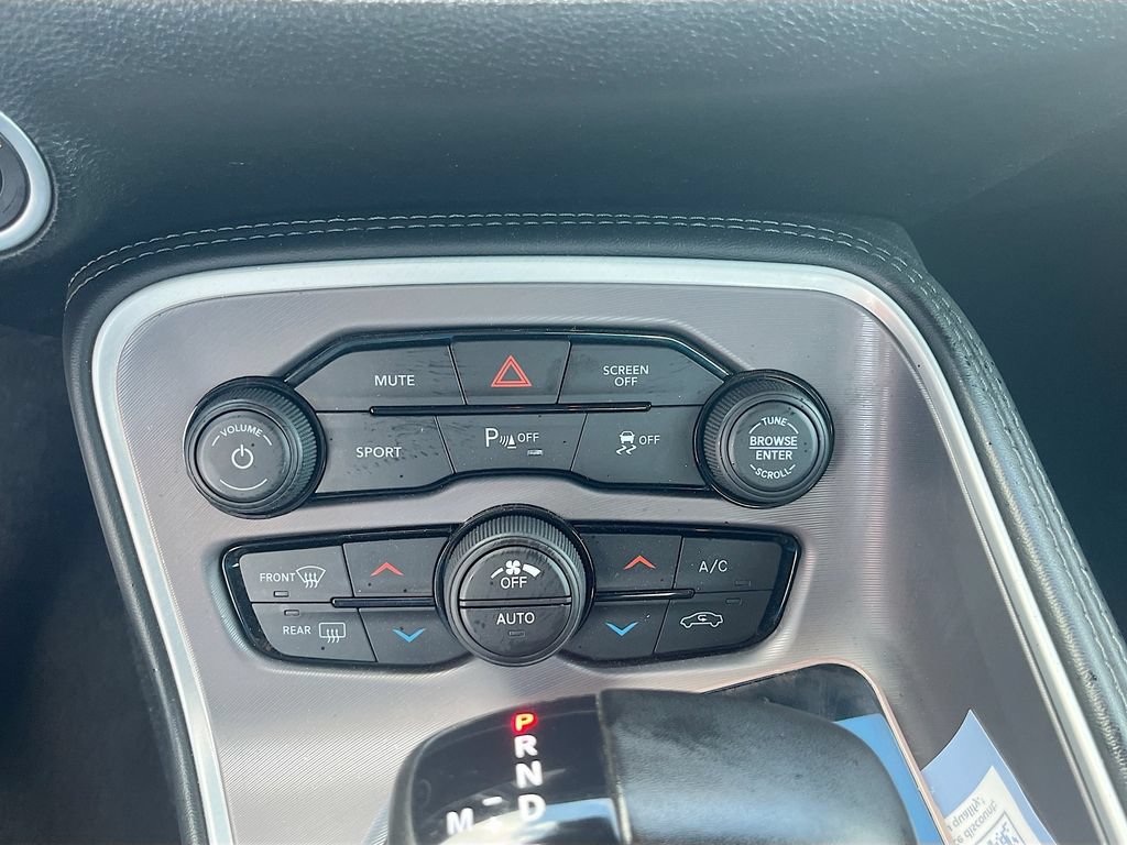 Used 2022 Dodge Challenger GT AWD/4WD image 16