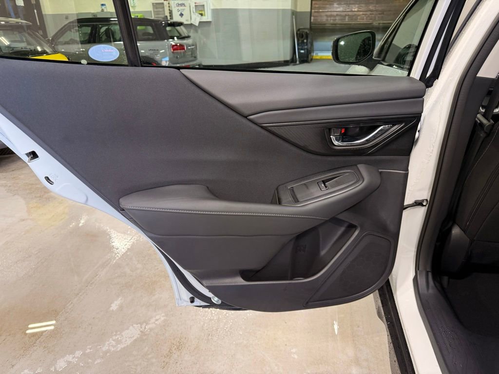 Used 2025 Subaru Outback Premium image 19