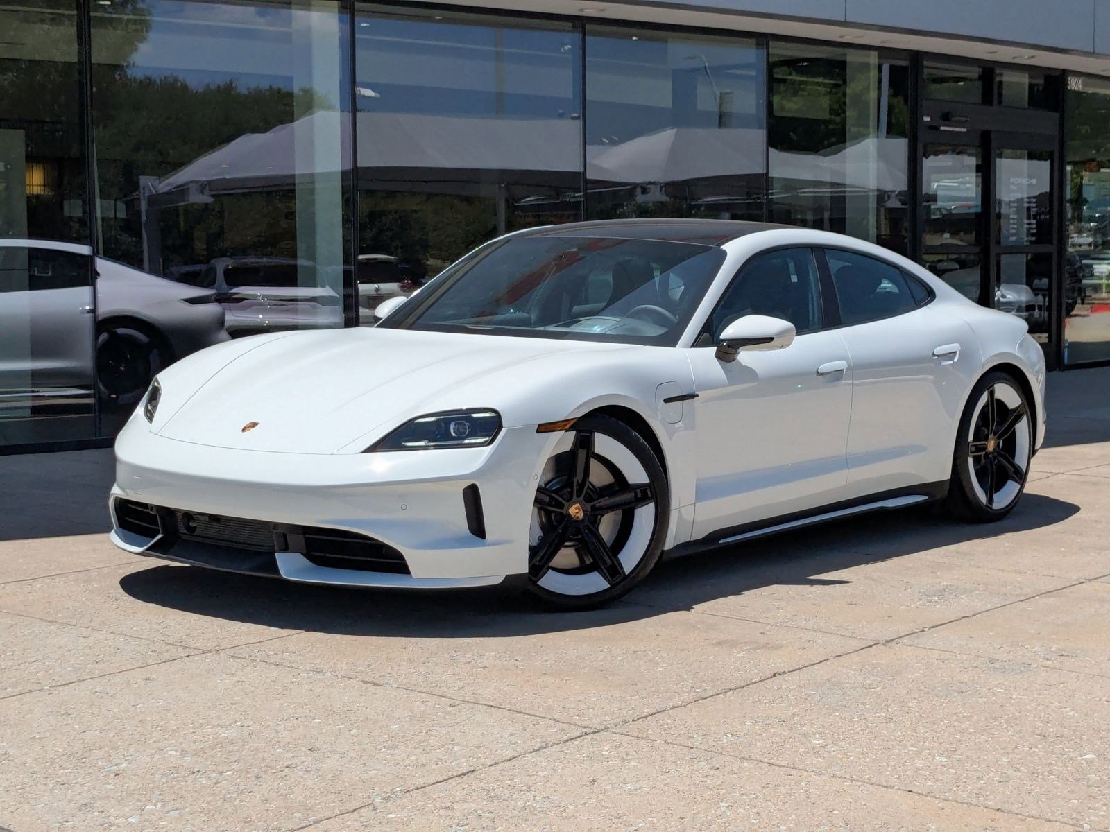 New 2025 Porsche Taycan image 1
