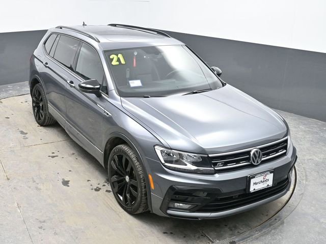 Used 2021 Volkswagen Tiguan SE R-Line image 25