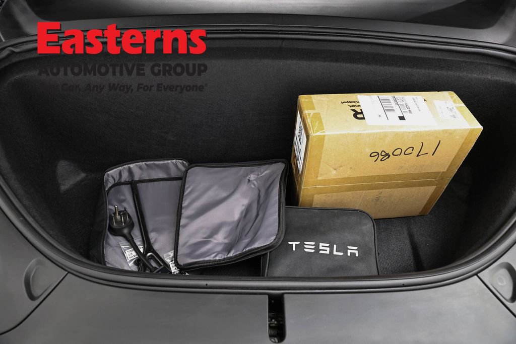 Used 2018 Tesla Model X 75D AWD/4WD image 7