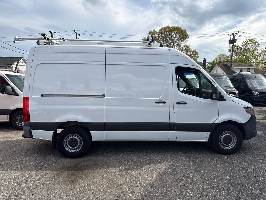 Used 2021 Mercedes-Benz Sprinter 2500 w/ Driver Convenience Package image 8