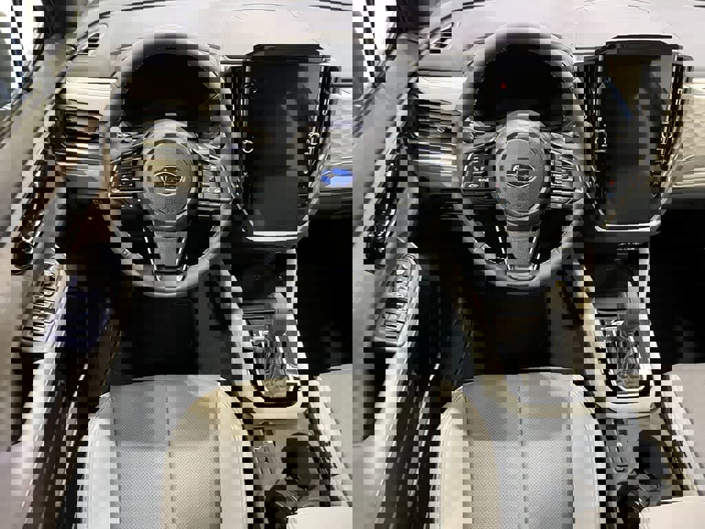 Used 2025 Subaru Forester Limited AWD/4WD image 16