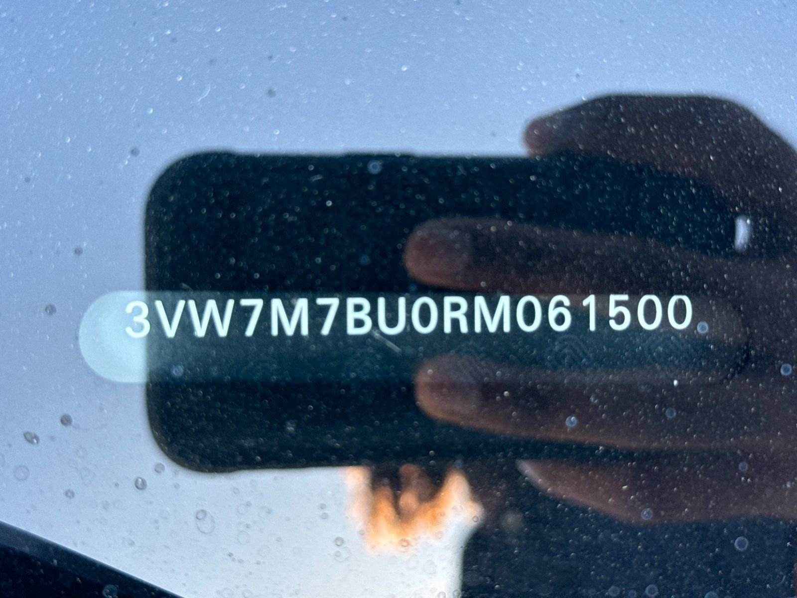 Used 2024 Volkswagen Jetta SE w/ Panoramic Sunroof Package image 3