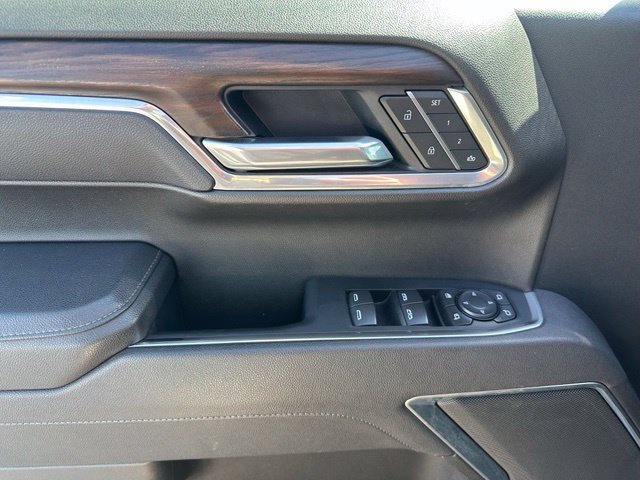 Certified 2025 GMC Sierra 1500 SLT AWD/4WD image 17