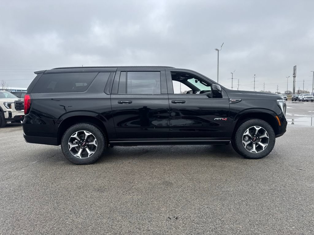 New 2026 GMC Yukon XL AT4 w/ AT4 Premium Plus Package AWD/4WD image 7