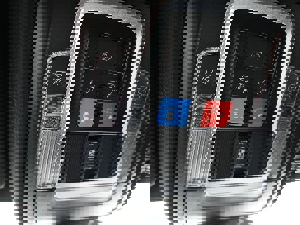 New 2026 RAM 1500 Rebel w/ Rebel Level 2 Equipment Group image 29