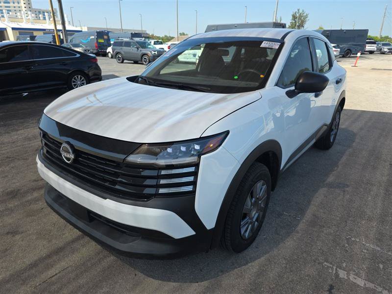 Used 2025 Nissan Kicks S FWD image 9