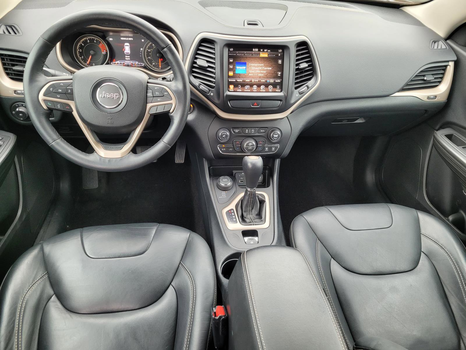 Used 2016 Jeep Cherokee Limited image 5