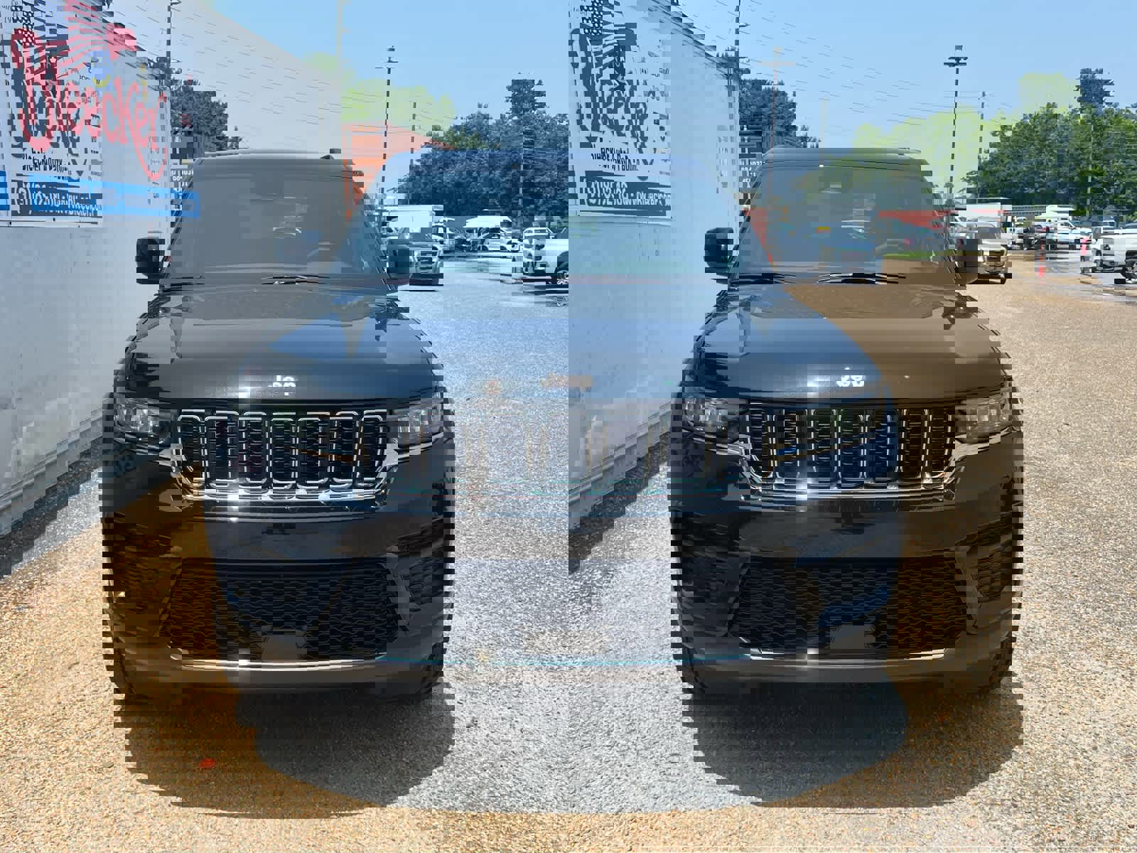 New 2025 Jeep Grand Cherokee Laredo w/ Luxury Tech Group I image 5