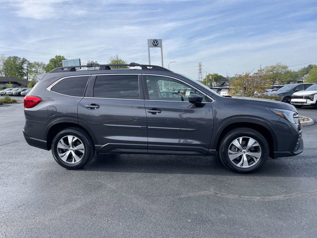 Used 2025 Subaru Ascent Premium w/ Popular Package #2 image 4