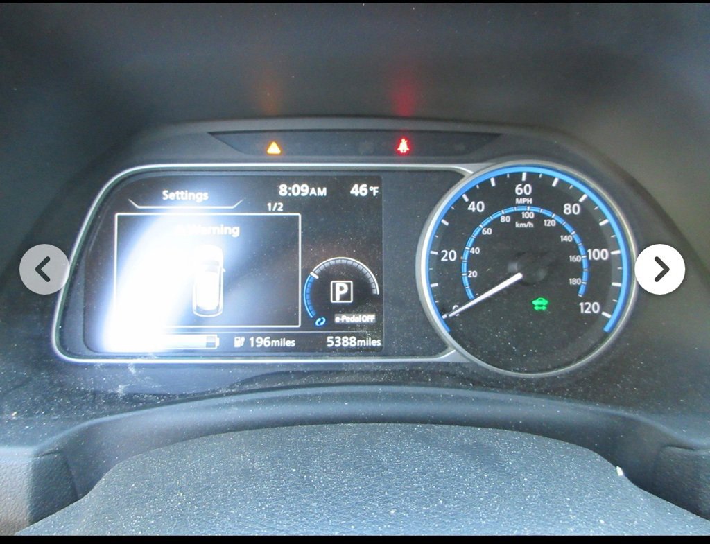 Used 2024 Nissan Leaf SV Plus image 11