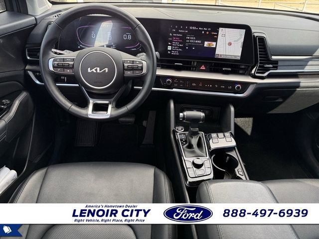 Used 2025 Kia Sportage EX FWD image 15