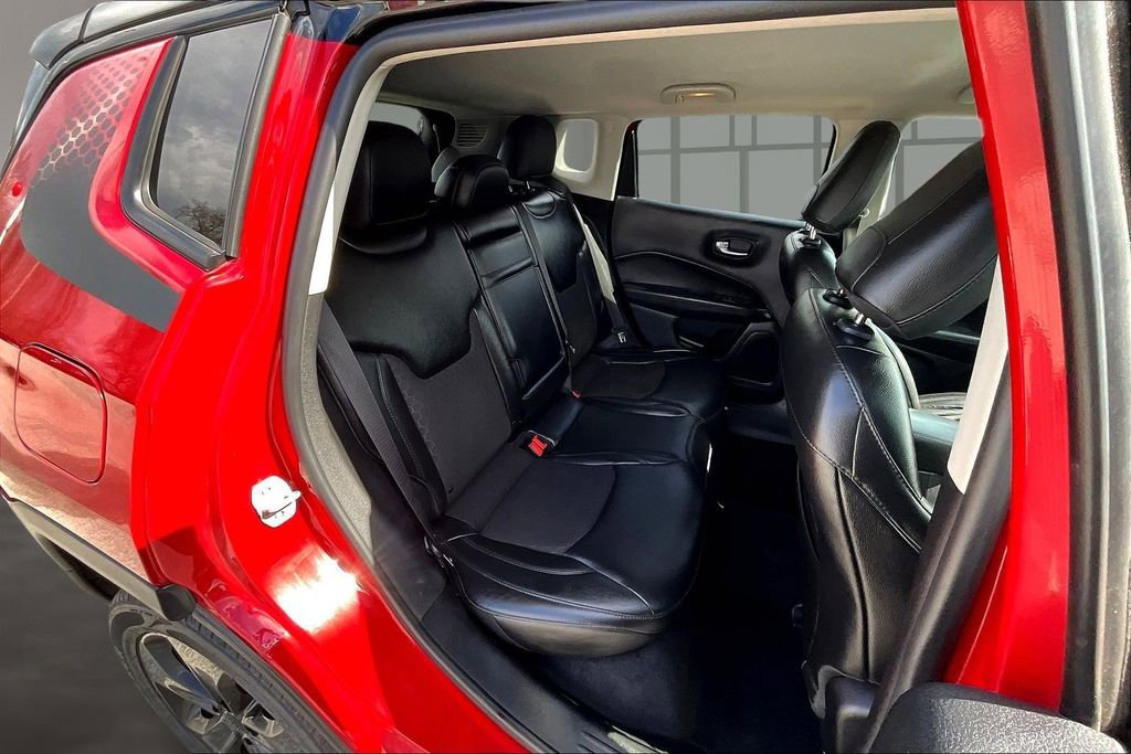 Used 2018 Jeep Compass Latitude w/ Popular Equipment Group image 28