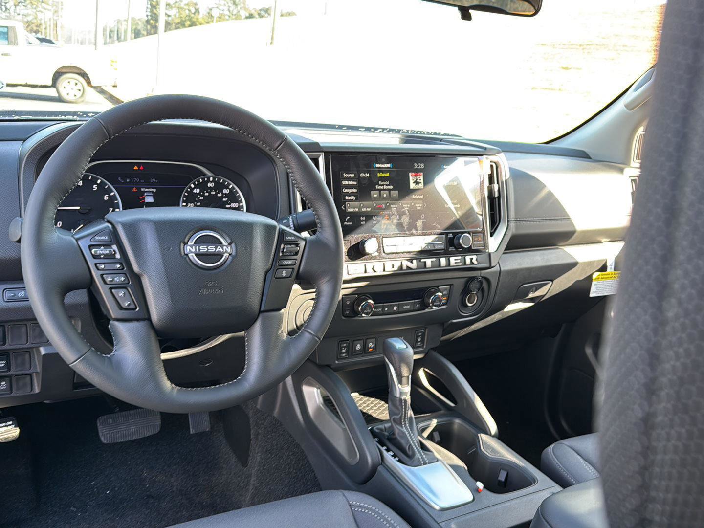 New 2026 Nissan Frontier SV w/ SV Convenience Package RWD image 16