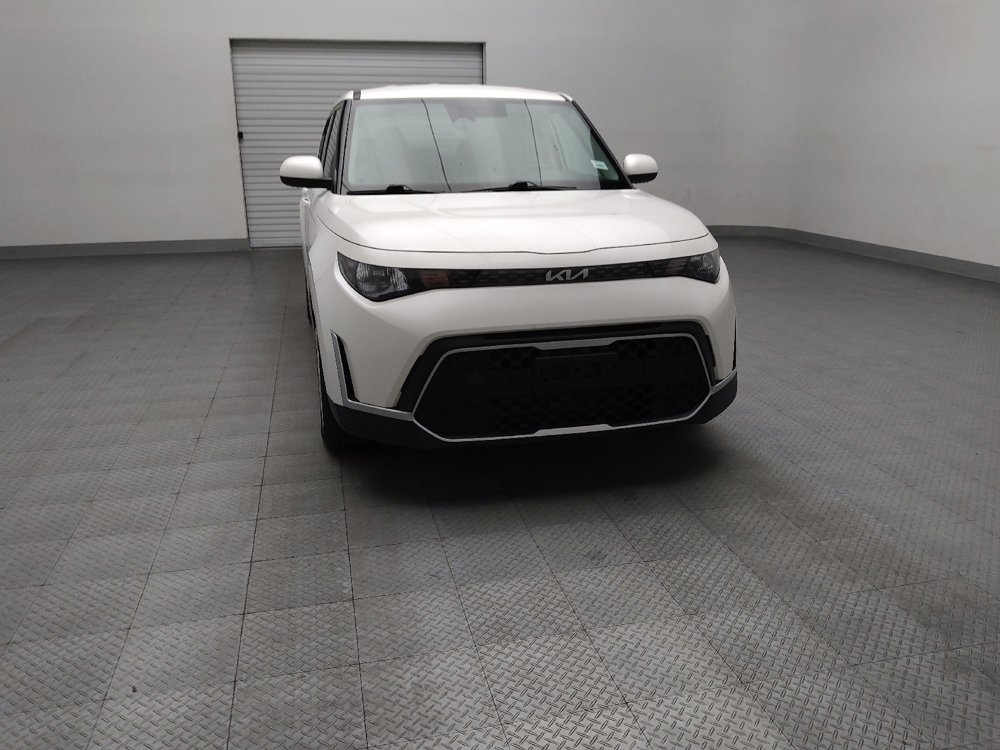 Used 2023 Kia Soul LX FWD image 14