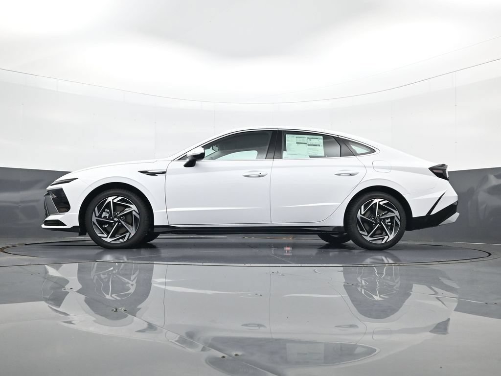 New 2026 Hyundai Sonata SEL FWD image 28