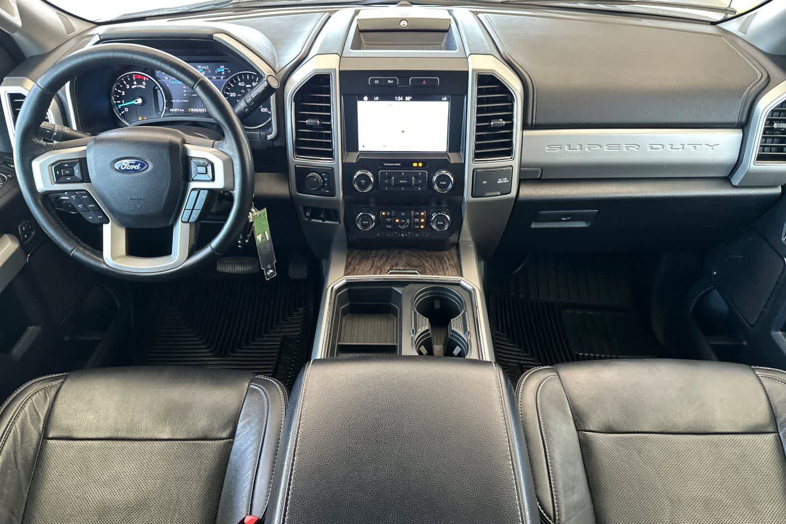 Used 2019 Ford F250 Lariat w/ Lariat Value Package AWD/4WD image 3