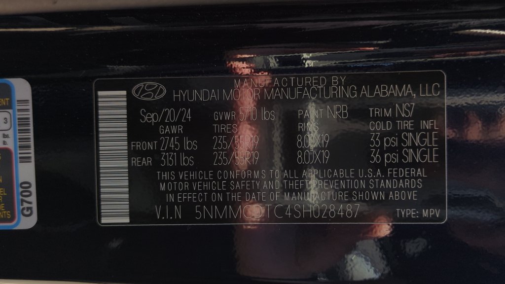 Used 2025 Genesis GV70 3.5T Sport AWD/4WD image 24