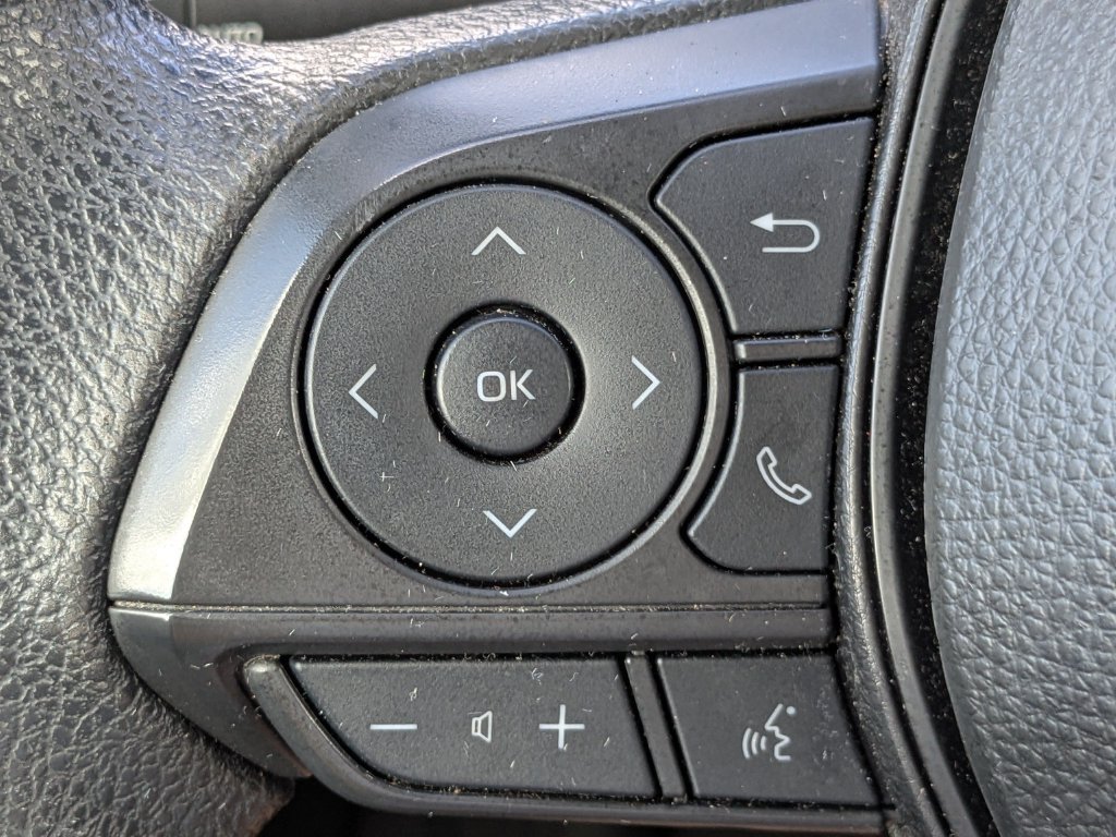 Used 2025 Toyota Corolla LE w/ LE Premium Package FWD image 24