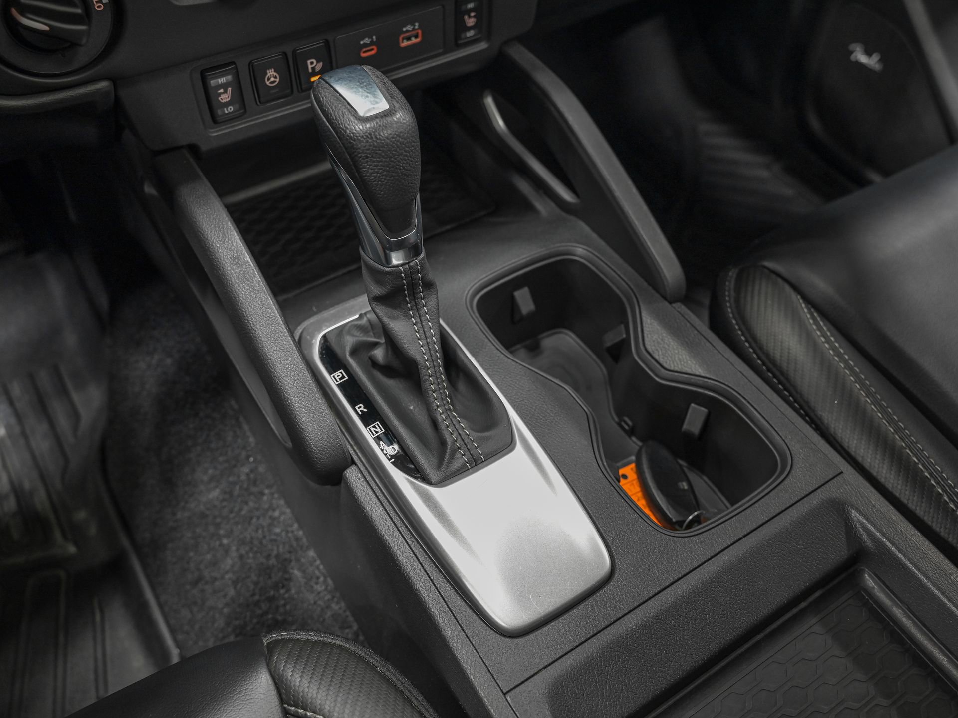 Used 2024 Nissan Frontier SL w/ Technology Package image 24