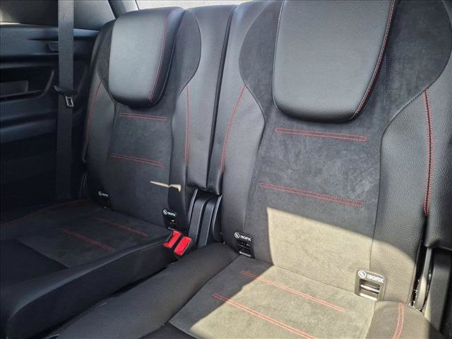 Used 2021 Mercedes-Benz GLB 250 4MATIC image 22