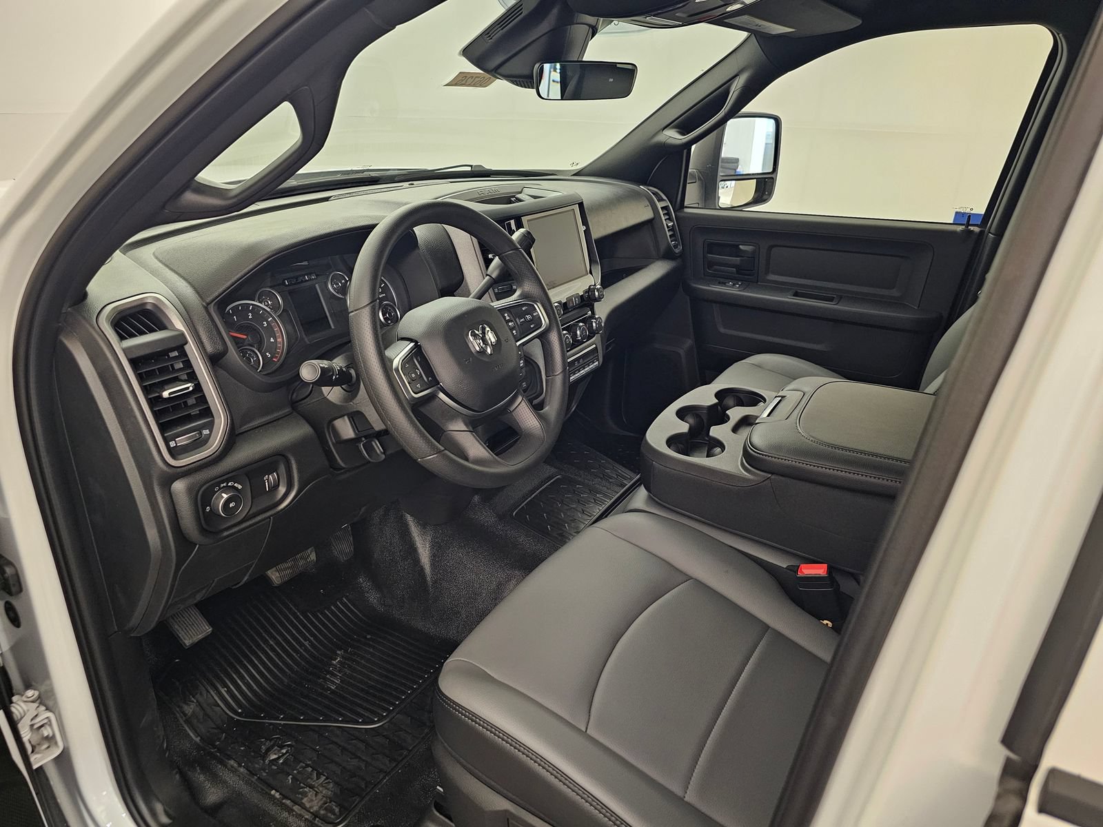 New 2026 RAM 5500 Tradesman AWD/4WD image 3