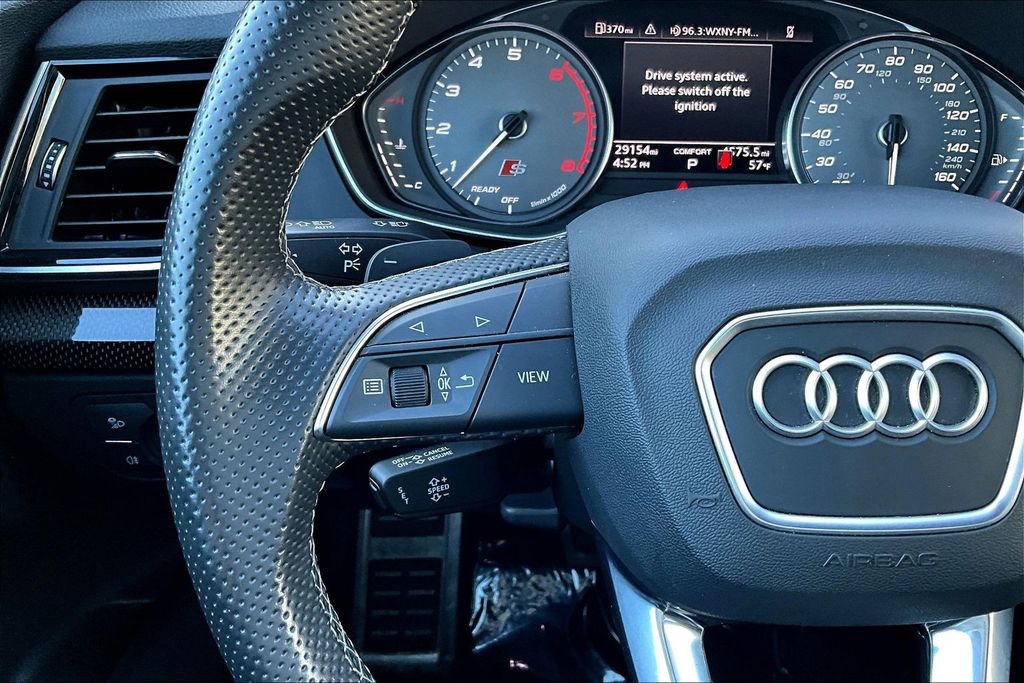 Used 2022 Audi SQ5 Premium w/ Convenience Package image 11