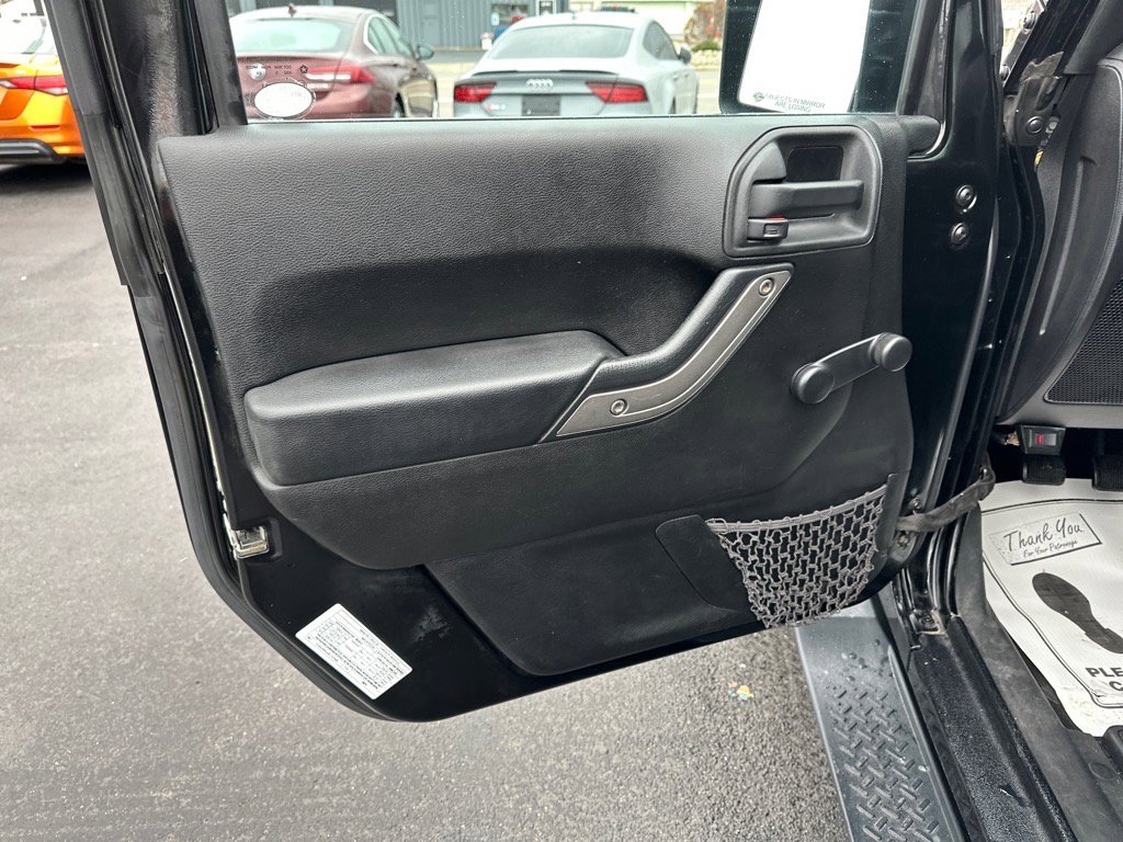 Used 2014 Jeep Wrangler Sport image 17