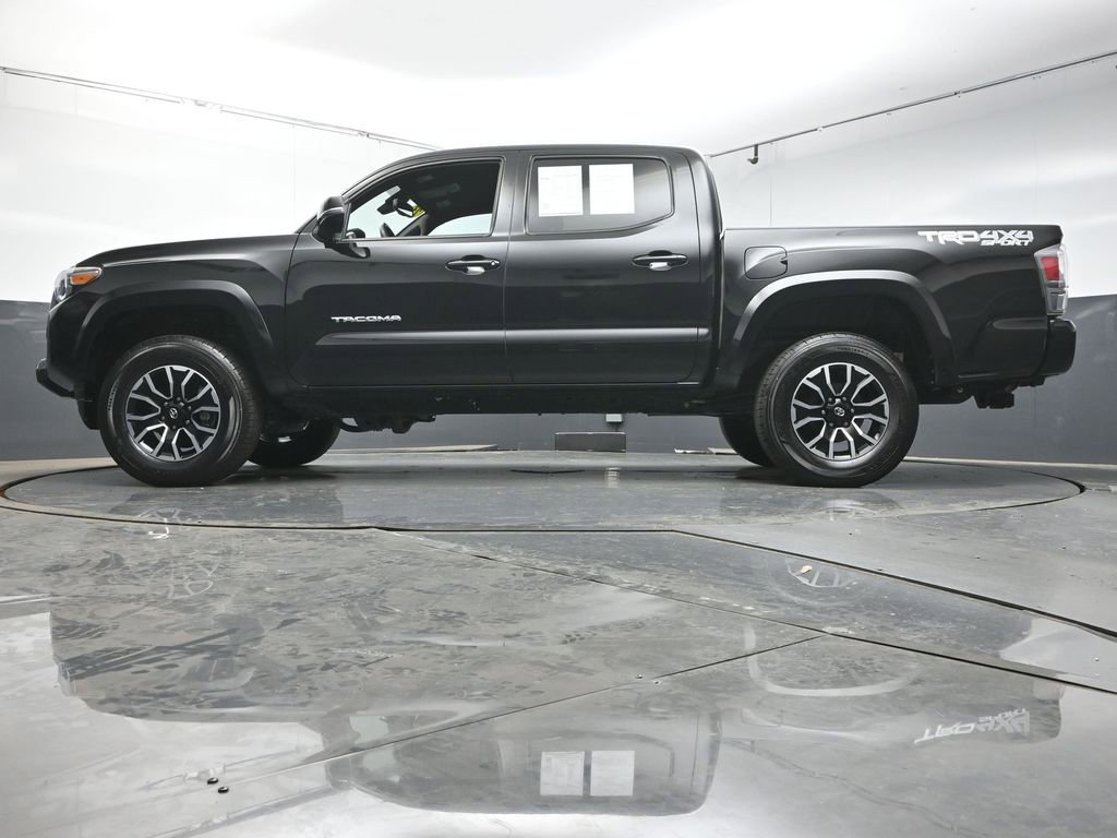Used 2023 Toyota Tacoma TRD Sport w/ Advanced Technology Package AWD/4WD image 32