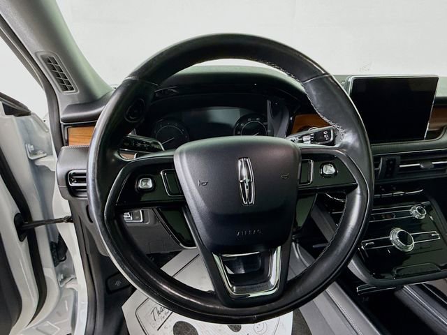 Used 2020 Lincoln Corsair Reserve w/ Equipment Group 201A image 11