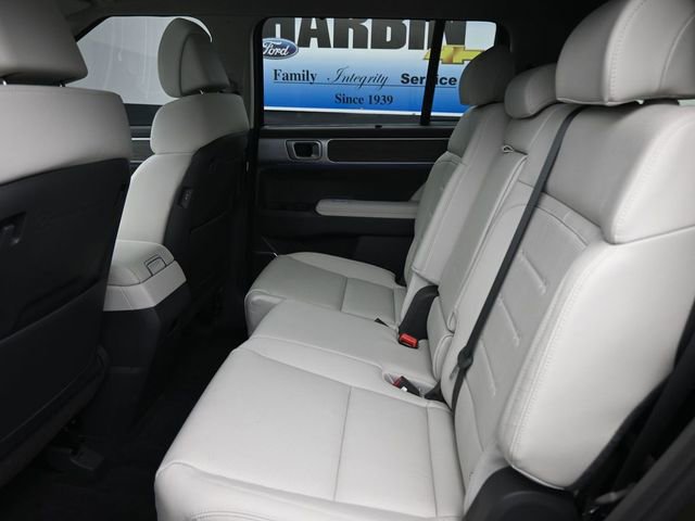 Used 2024 Hyundai Santa Fe Limited image 10
