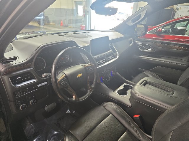 Used 2021 Chevrolet Tahoe High Country w/ Premium Package 2 AWD/4WD image 21