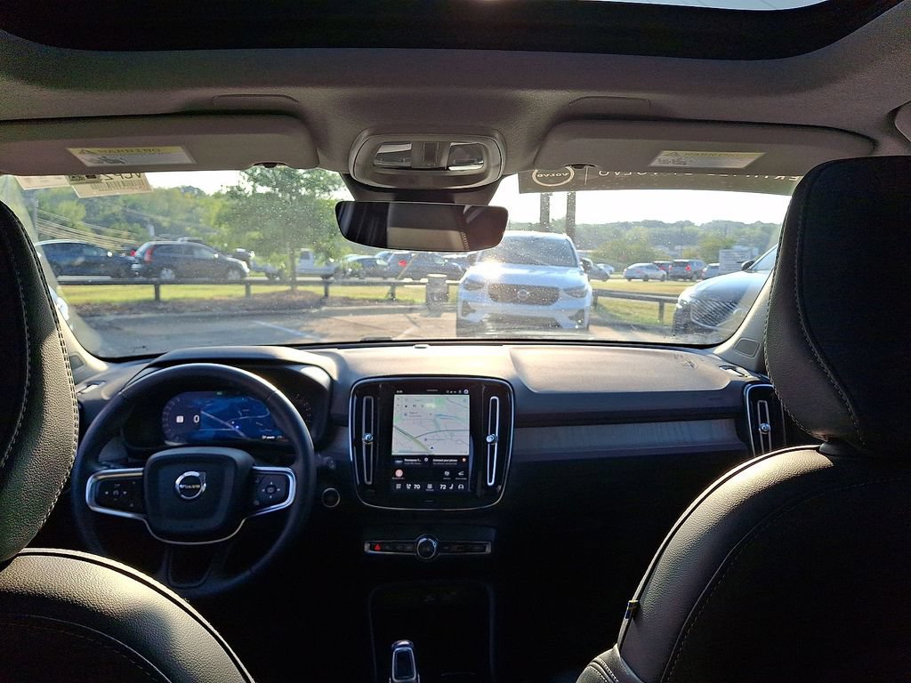Certified 2026 Volvo XC40 B5 Plus AWD/4WD image 10