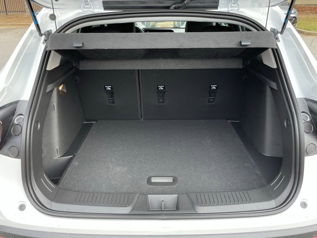 New 2026 Chevrolet Trax LT w/ Driver Confidence Package image 7